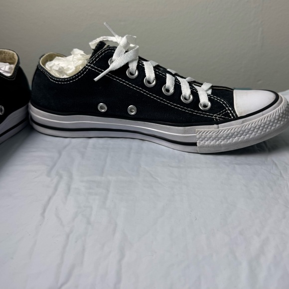 Converse All Stars Classic Black &White Unisex Sneakers women size 7 Men size 5 - Picture 7 of 11